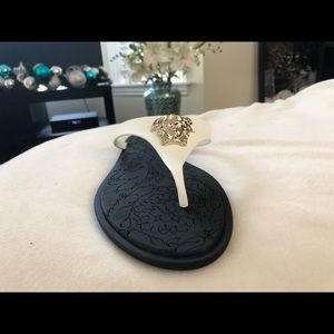 Versace Medusa T-bar flip flops, gold